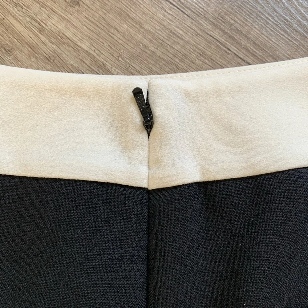 Tory Burch EUC A Line Wool Skirt Size 2‎ Lined